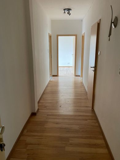 Helle Wohnung 15-10 in der Nähe der Uni – Flur