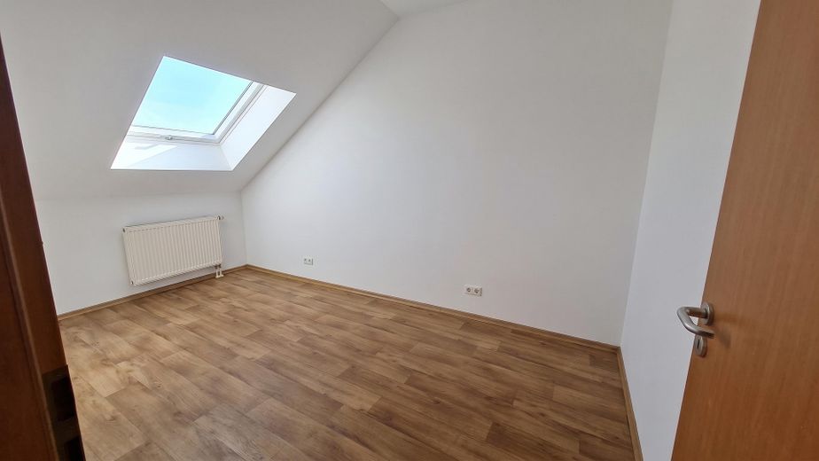 3-Zimmer Dachgeschoss Whg 28 mit Ausblick in Nittenau – Kinderzimmer