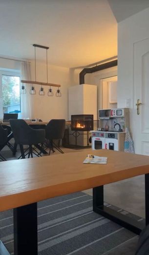 Charmante Doppelhaushälfte, top saniert, sofort bezugs­bereit &amp; renditestark – IMG_0040