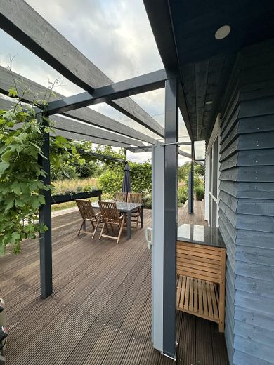 Immobile commerciale 2 capannoni 300 + 450 m² casa unifamiliare 188 m² – Haus Südseite