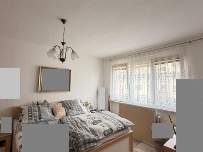 Objekt-Nr.: 8626 - gemütliche vermietete 2-Zimmer-ETW im EG mit Einbauküche und Wanne in Oelsnitz – Foto 1