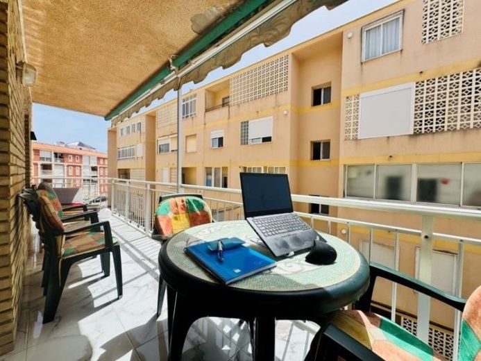 Komplett renovierte Wohnung mit 2 Schlafzimmern und 1 Bad nur 100 m vom Strand – Foto 1