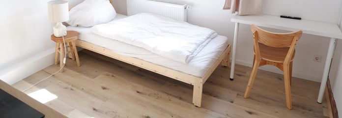 Zentral - Möbliert - 2 Zimmer