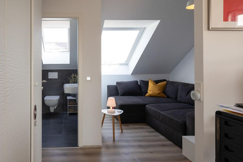 Reihenendhaus KfW 55 mit Wintergarten in Langenfeld – Eingang Bad 2. OG (Studio)