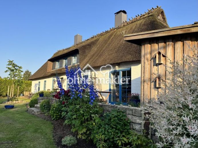 Ancienne école de village au toit de chaume - une demeure de caractère à Angeln – Photo 1