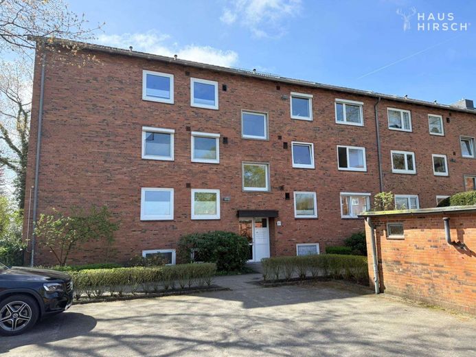 Vermietete Wohnung mit Mietsteigerungsportential – Frontfassade