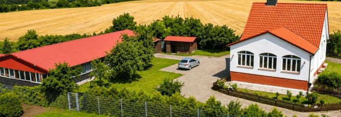 ***Seltene Gelegenheit: Großzügiges Anwesen mit Lagerhalle, Tiefgarage und 7 Zimmern***