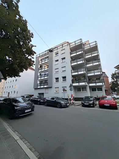 Tu nuevo hogar justo al lado del parque urbano – Foto 1