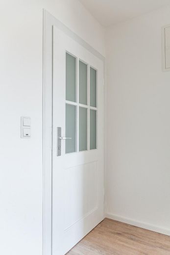 Flur und Wohnungseingangstür