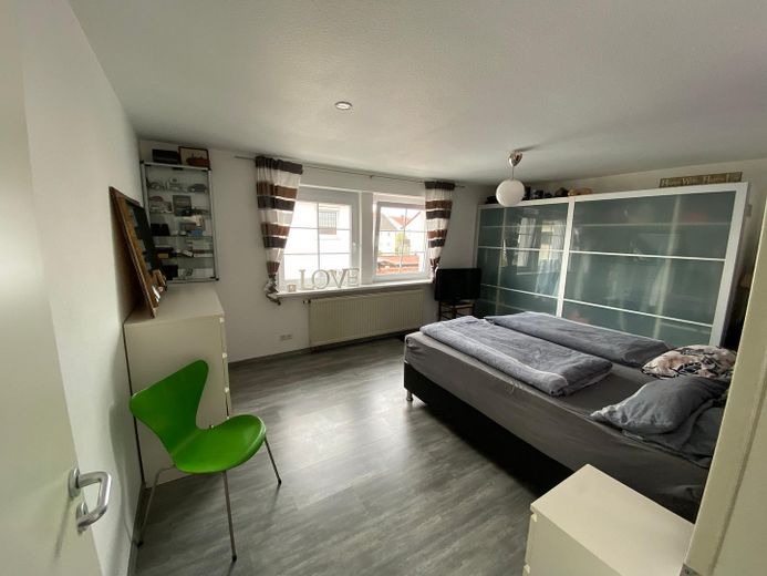 Einfamilienhaus mit Einliegerwohnung in Gerlenhofen – Obergeschoss Schlafzimmer