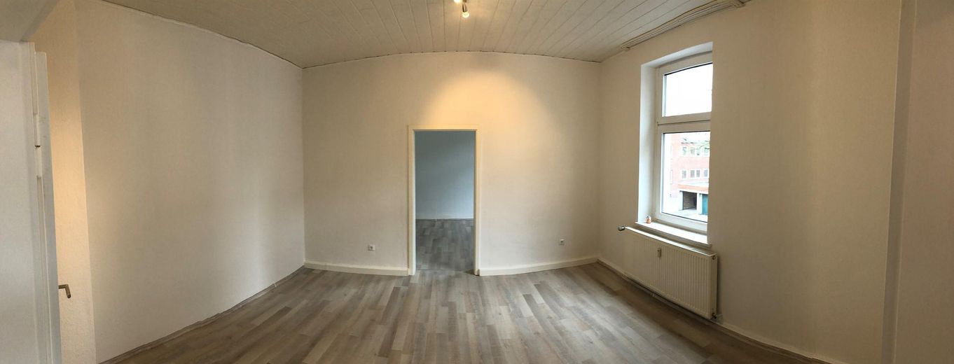 Schöne 2,5 Raum Wohnung in herlicher Lage am Eickeler Park – Wohnzimmer