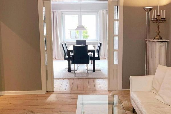 Möbliert wohnen in Schwachhausen: 3 Zimmer, eigener Garten, 1.700 € all-inclusive