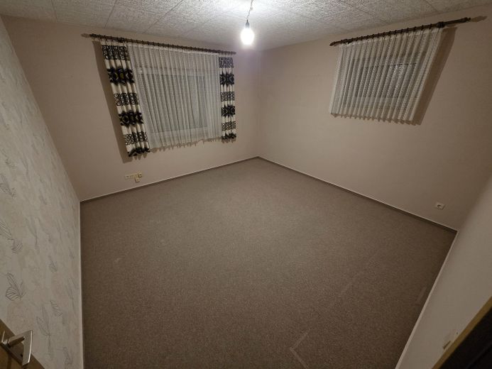 Raum unten Einliegerwohnung 1