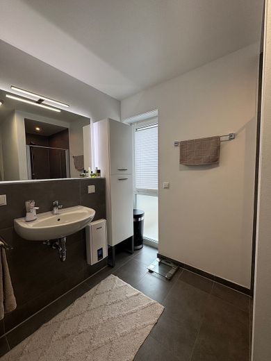 Moderno appartamento di design di 4 locali con la massima efficienza energetica – Foto 23