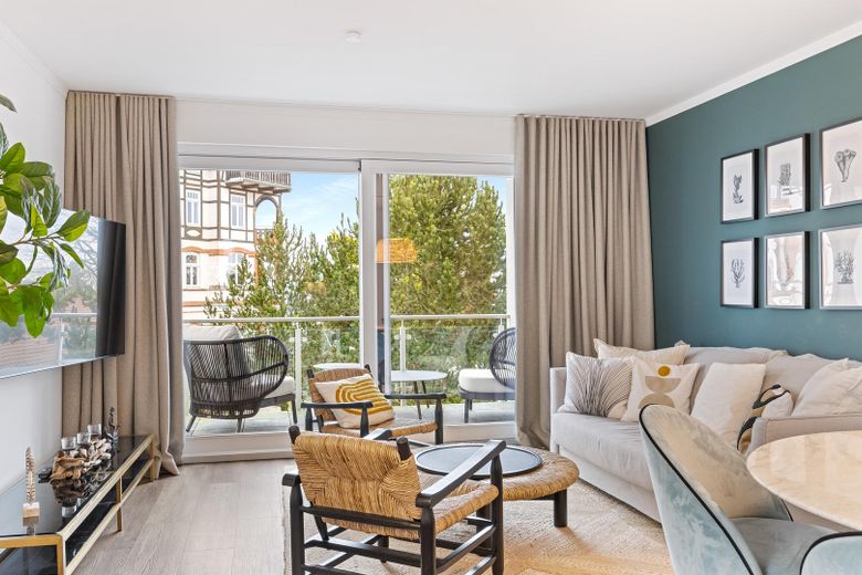High-End-Interieur trifft Meeresrauschen: Exklusives Wohnerlebnis mit Ostseeblick – Wohnen