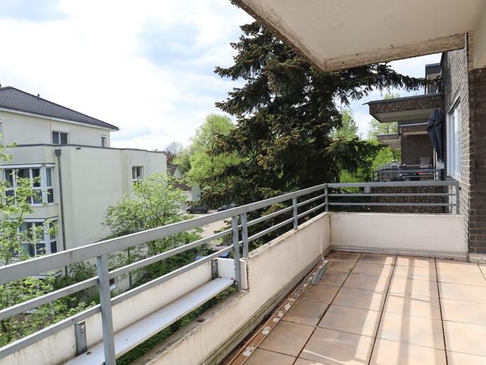 Helle, frisch renovierte 3-Zimmer-Wohnung in ruhiger Lage von Ratingen-Lintorf – Foto 1