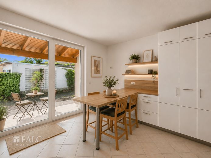 Commission-free. Well-equipped semi-detached house in a prime location! – Küche (im Kaufpreis enthalten)