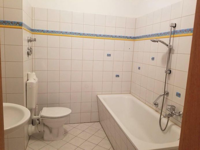 Wunderschöne 1,5-Zimmerwohnung im Paulusviertel – Badezimmer