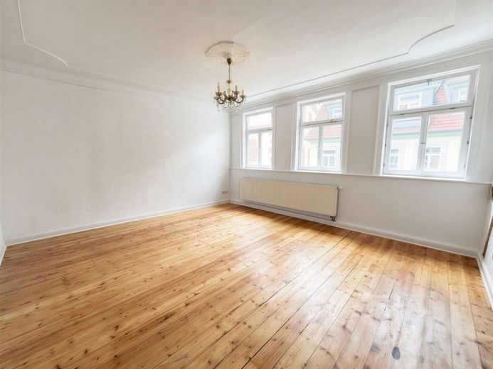 Attraktive 4-Zimmer-Fachwerkwohnung in coburger Innenstadt! – Foto 1