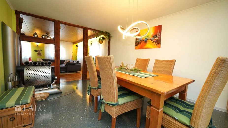 Mit Charme und Scheune - FALC Immobilien Heilbronn – Offenes Raumkonzept