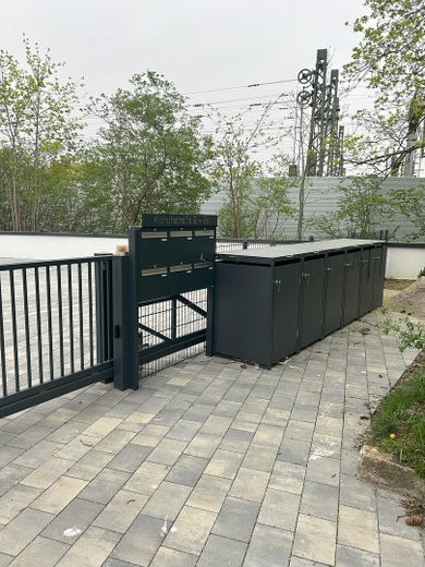 WG-Zimmer in 4er WG komplett saniert und modern – Foto 13