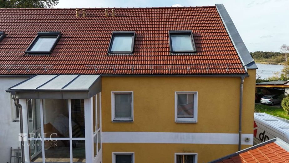 Hausrückseite