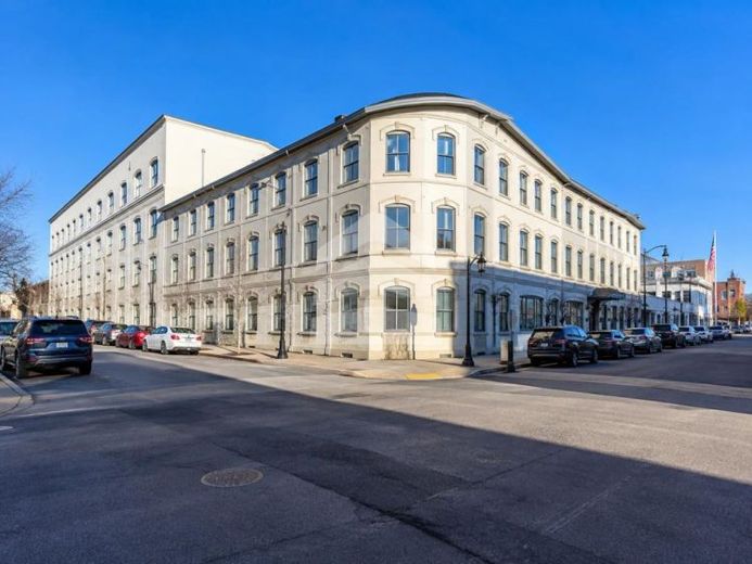 BUERO.fläche mit 246 m² - Industrie-Charme in PLAGWITZ- – Foto 1