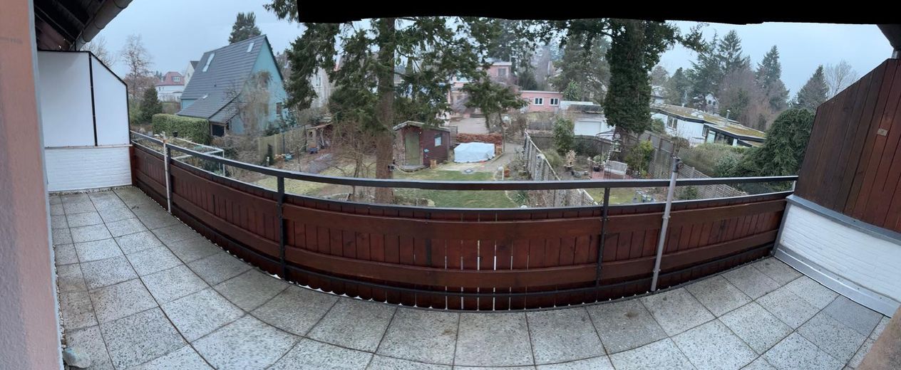 Balkon mit Blick ins Grüne