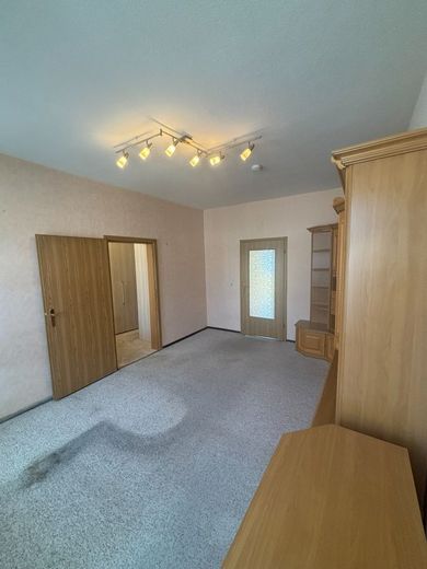 leerstehende möblierte 2-Zimmer-Wohnung mit Balkon im Stadtzentrum von Gera - ca. 47m² zur Kapitalanlage oder Eigennutzung – 260514_ETW_2.OG_rechts_LJS20_G_Bilder_012_WoZi