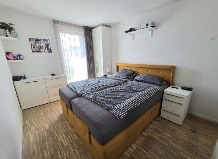 Exclusief vrijstaand huis met wellness-tuin & energieklasse A+ in het centrum van Pulheim – Schlafzimmer