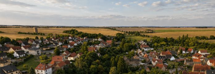 Idyllisch gelegener 3-Seitenhof zum Ausbau und Wohlfühlen mit ca. 2.000 m² Grundstück