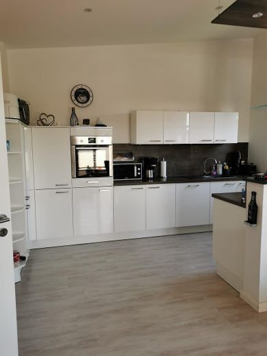 Traumhafte 2-Zi.-Penthousewohnung in Lütjensee ++große Dachterrasse++Stellplatz am Haus – Küche