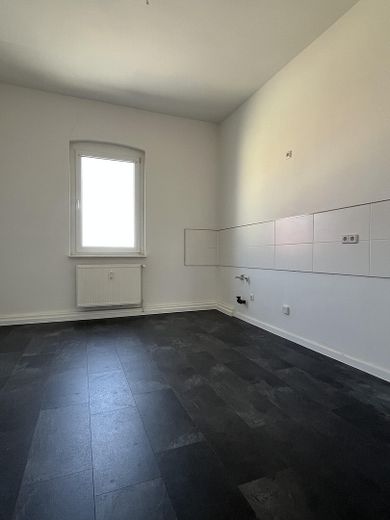 helle 4-Zimmer-Wohnung im 2. OG – Foto 7