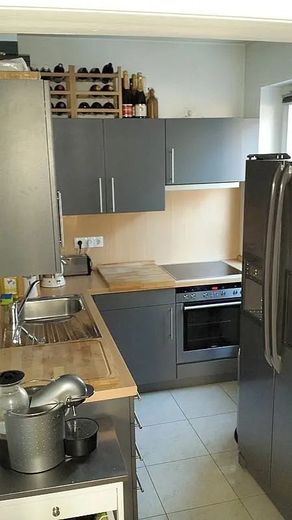 Bright terrace apartment with cathedral views in a central location – Küche