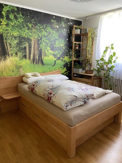 Bella e luminosa appartamento condiviso di 2 locali con balcone esposto a sud in vendita – Schlafzimmer(gest.-Beispiel)