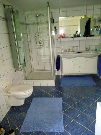 Badezimmer 1.OG