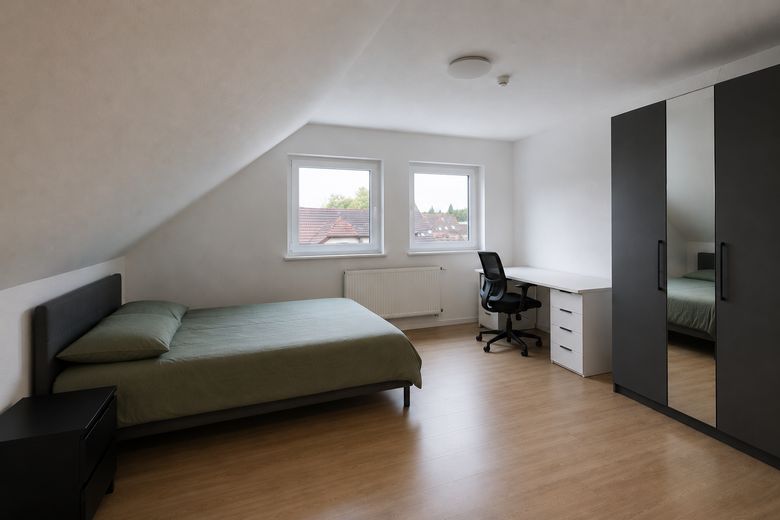 Möbliertes WG-Zimmer (16 m²) mit Dachterrasse in Troisdorf – Foto 1
