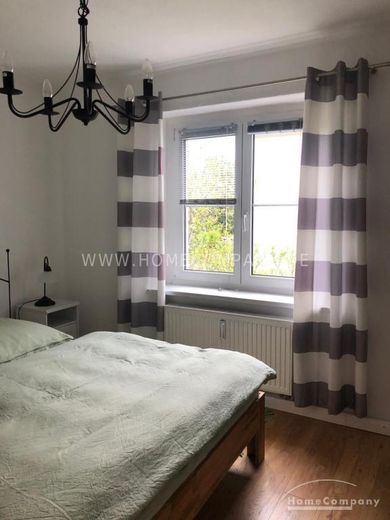 27018 HomeCompany Dresden Möbliert/Furnished 2-Zimmer-Apartment mit Balkon in Dresden-Nickern max. 1 Person – b2266a6a83dc79e0a6bb12fcb718cf3dfe86ddbc.jpg
