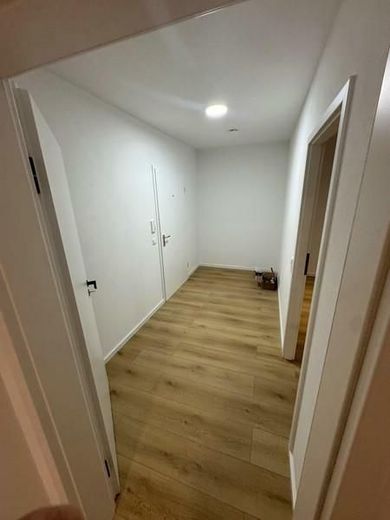 Pärchenwohnung, kl. Familie oder Altersruhesitz - aber auch Kapitalanlage/RENDITE zur Altersvorsorge – 9 Blick von Küche in Flur