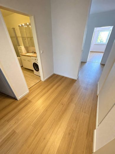Appartamento di 3 locali senza provvigione nel verde di Amburgo-Niendorf - ristrutturato – Flur