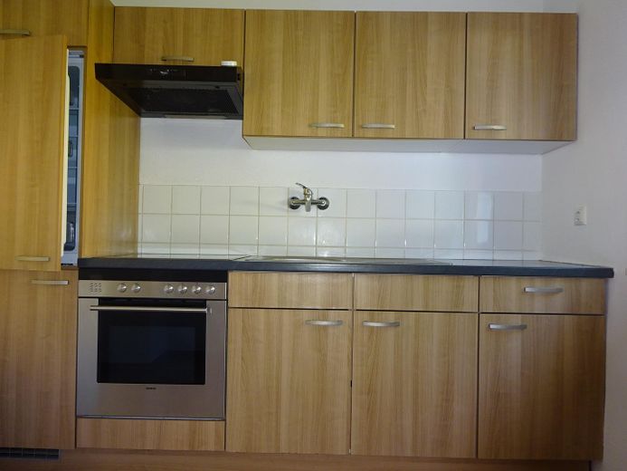 Appartement de 3 pièces avec balcon – Einbauküche