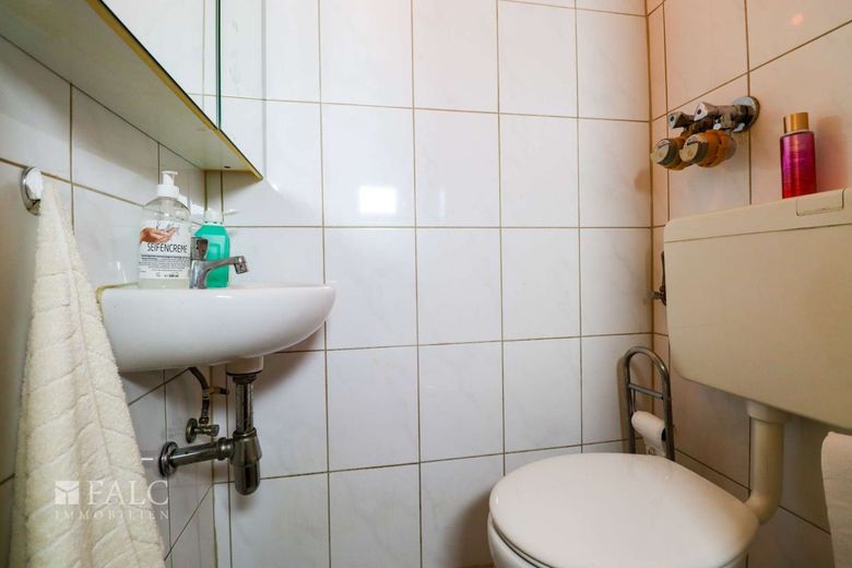 Kapitalanleger aufgepasst! Attraktive 3-Zimmer-Wohnung – Gäste WC