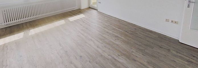 Ideale per famiglie e coppie: confortevole appartamento di 3 locali con loggia e molto spazio contenitivo – Ansicht I: Wohnzimmer
