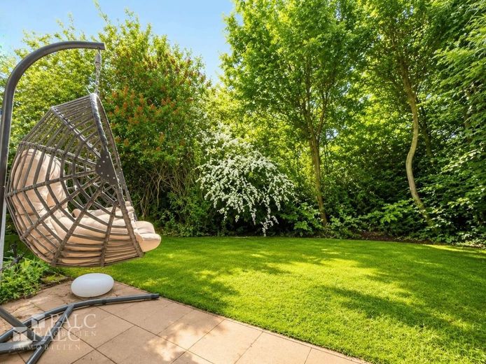 Provisionsfrei! 2-Zi-Wohnung mit Garten und Stellplatz in ruhiger Lage von Magdeburg Hopfengarten – Garten