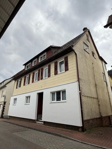 Appartamento ristrutturato di 4 locali al piano terra ad Alpirsbach dal 01.11., garage incluso – Foto 16