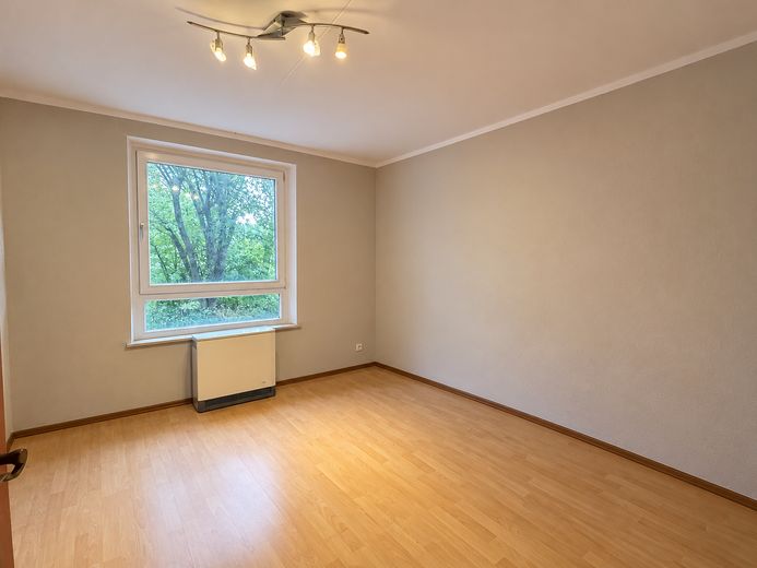 Jobcenter – Twoje nowe mieszkanie jest gotowe! Job Center – Twoje nowe mieszkanie jest gotowe do zamieszkania! – Schlafzimmer