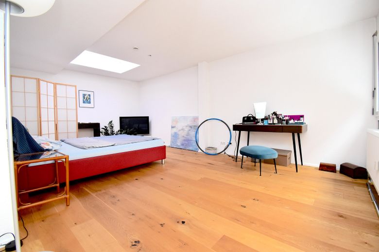 Einzelbüro / Besprechungsraum