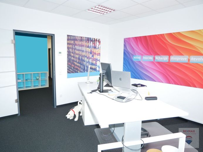 Büro 1