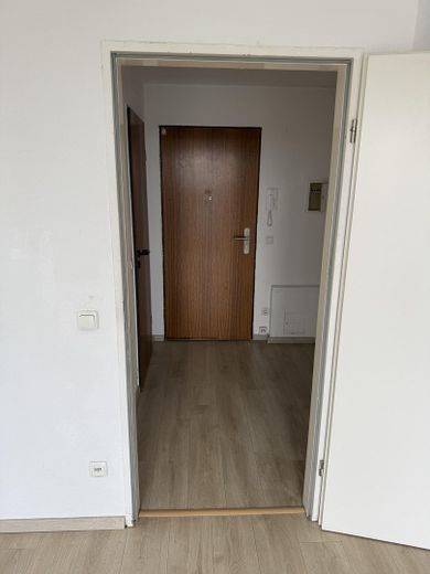 Stilvolle Maisonette mit Flair – direkt am Schloss Broich – Flur