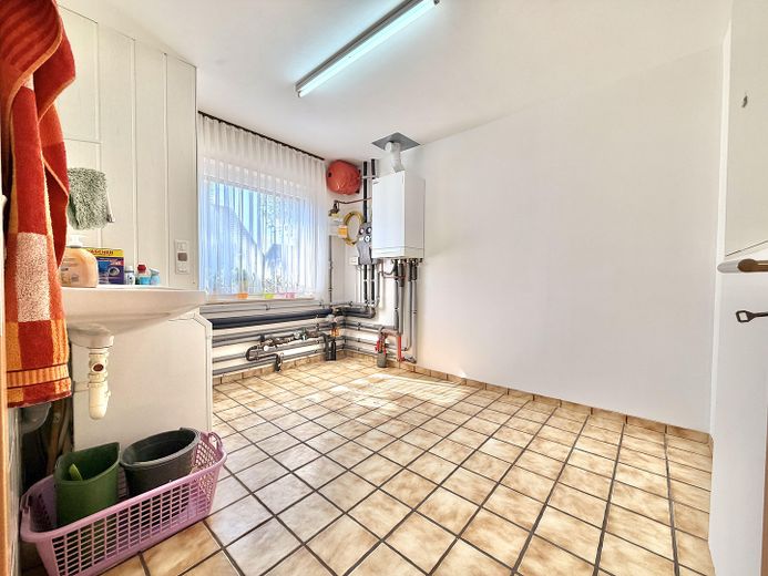 Familienglück in Gescher: Modernisiertes Einfamilienhaus in ruhiger Lage – Hauswirtschauftsraum Erdgescho